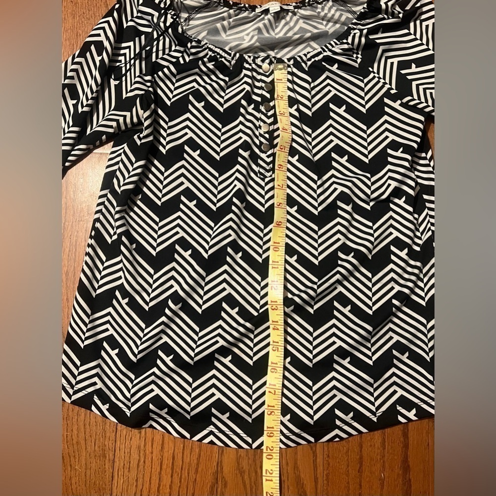 Notations black and white striped 3/4 sleeve women’s scoop neck top polyester S - Picture 5 of 8